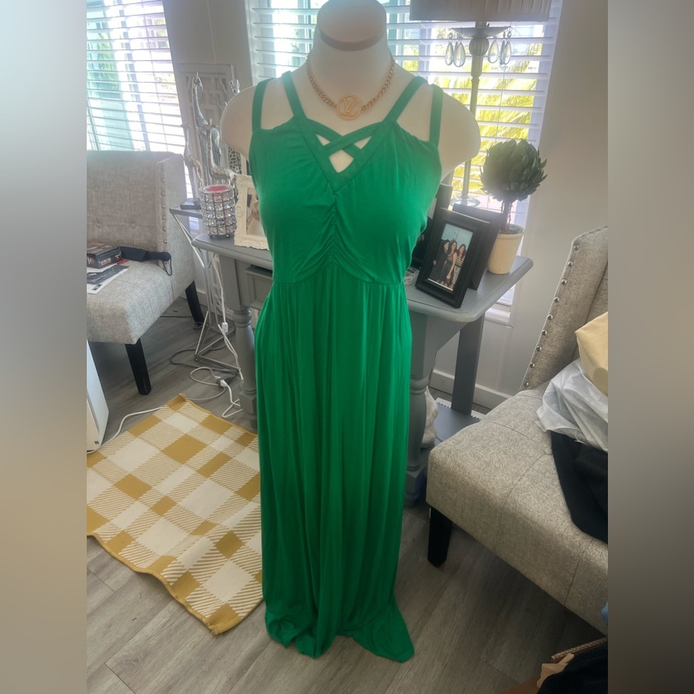 NWOT- Lane Bryant long summer dress with beautiful front design